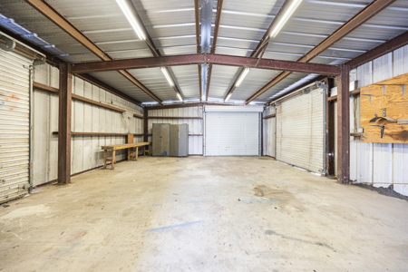 Premier Texas Waterfront Home & Property Opportunity - image 18