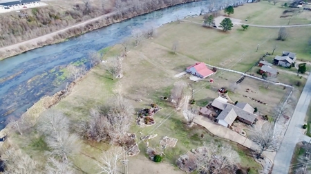 Country Home And Acreage For Sale In Mammoth Spring Ar - image 29