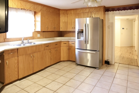 Country Home And Acreage For Sale In Mammoth Spring Ar - image 4