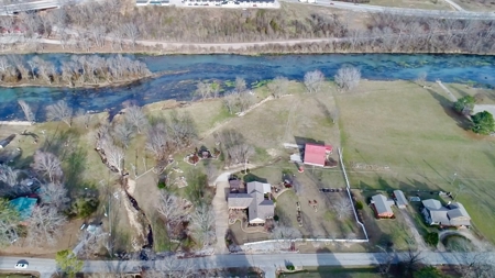 Country Home And Acreage For Sale In Mammoth Spring Ar - image 31