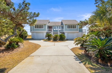 True oceanfront property w/direct beach access & panoramic views - image 3