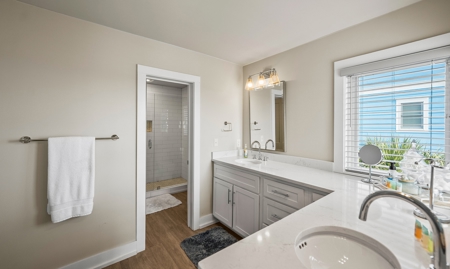 True oceanfront property w/direct beach access & panoramic views - image 35