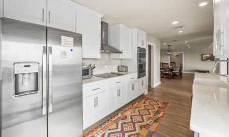 True oceanfront property w/direct beach access & panoramic views - image 20