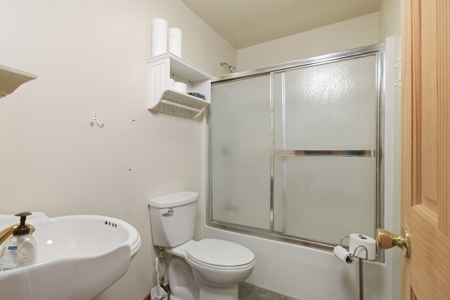 Contemporary Custom Built Lake Home - image 26