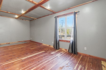 Contemporary Custom Built Lake Home - image 10