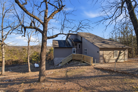 Contemporary Custom Built Lake Home - image 42