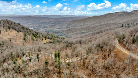 Looking for Mountain Views near the Blue Ridge Parkway? - image 10