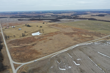 PLH Family Limited Partnership- Tract 7 - image 2