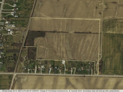 187± Acres for Sale in Lambton County, Ontario, Canada - image 3
