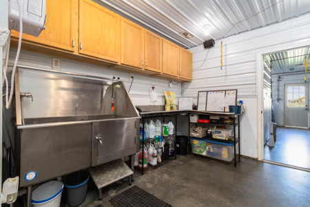 Established Kennel Property Ready for Your Operation - image 11