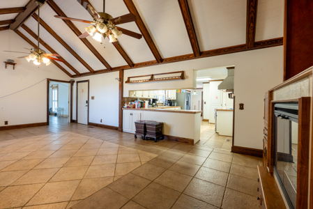 4-bed, 3-bath home with 3,288 sq ft perfectly situated on 8.5 ac - image 5