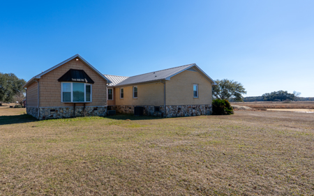 4-bed, 3-bath home with 3,288 sq ft perfectly situated on 8.5 ac - image 30