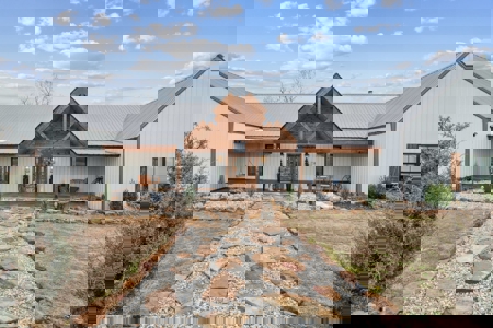 Pryor, Oklahoma Country Home For Sale on Acreage - image 2