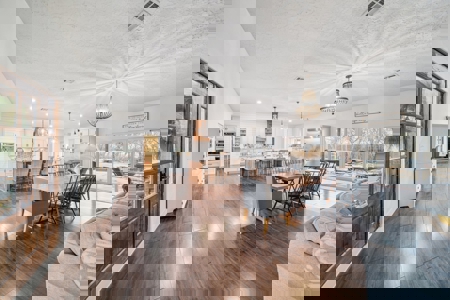 Pryor, Oklahoma Country Home For Sale on Acreage - image 5