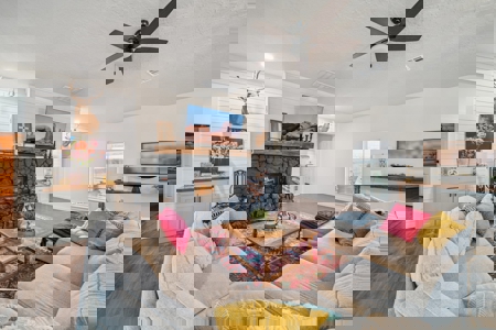 Pryor, Oklahoma Country Home For Sale on Acreage - image 15