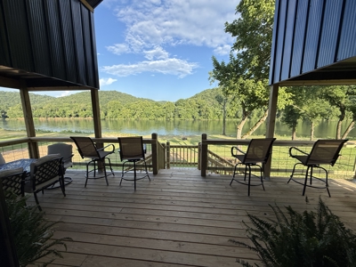 Riverfront Cabin And Acreage For Sale In North Central Arkansas - image 5