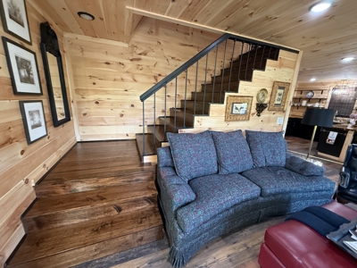 Riverfront Cabin And Acreage For Sale In North Central Arkansas - image 14