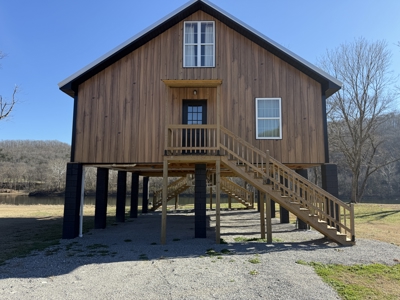 Riverfront Cabin And Acreage For Sale In North Central Arkansas - image 31