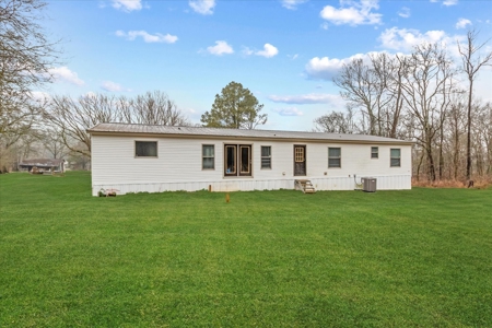 Country Home for Sale in Giles County, Tennessee - image 27