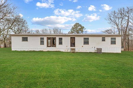 Country Home for Sale in Giles County, Tennessee - image 28