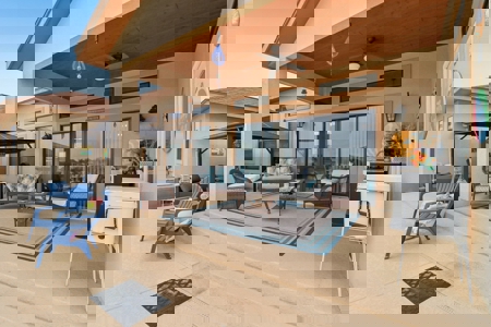 Country Living - Close to Town - image 27