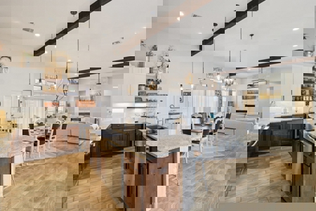 Country Living - Close to Town - image 9