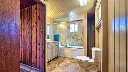 Hawaiʻi Horse & Ranch Retreat: 10.25 Acres with 3BR Home - image 4