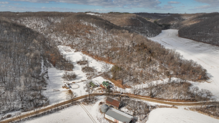 Dead-End Road 14-Acre Valley Estate with Dual Living Quarters - image 4