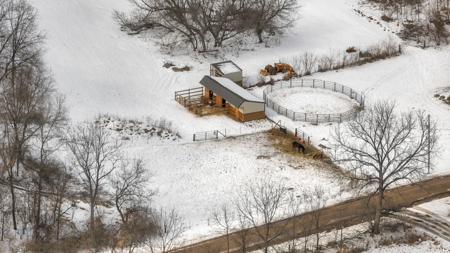 Dead-End Road 14-Acre Valley Estate with Dual Living Quarters - image 44