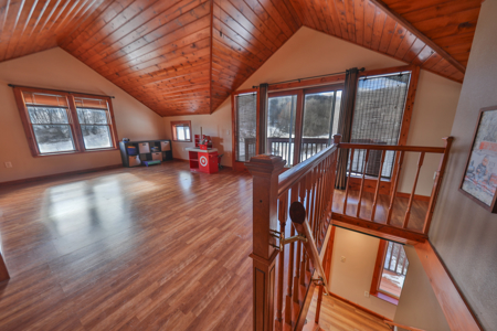 Dead-End Road 14-Acre Valley Estate with Dual Living Quarters - image 31