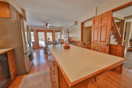 Dead-End Road 14-Acre Valley Estate with Dual Living Quarters - image 13