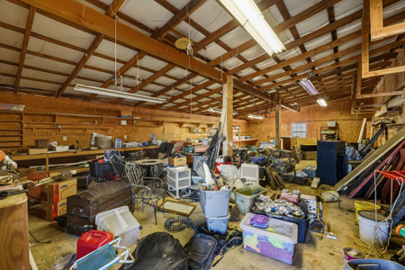 House with land for sale Hallsville ISD - image 43