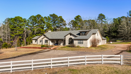 House with land for sale Hallsville ISD - image 2