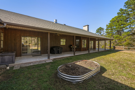 House with land for sale Hallsville ISD - image 36