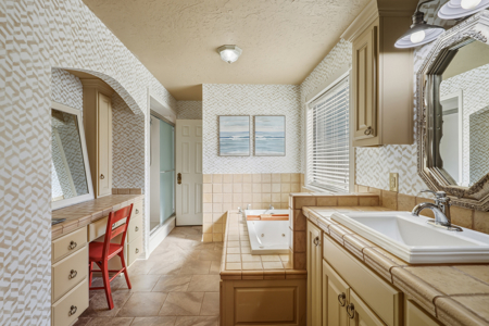 House with land for sale Hallsville ISD - image 30