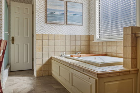 House with land for sale Hallsville ISD - image 31