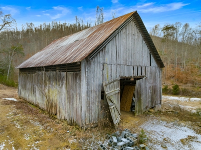 Custom 3 Story Home on 146.93 Acres in Grainger County - image 29