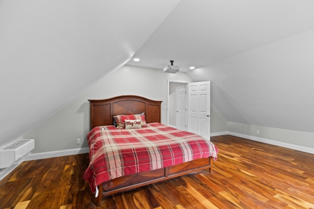 Custom 3 Story Home on 146.93 Acres in Grainger County - image 13