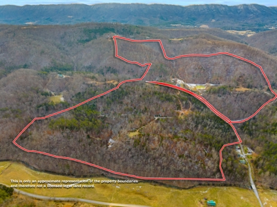 Custom 3 Story Home on 146.93 Acres in Grainger County - image 6