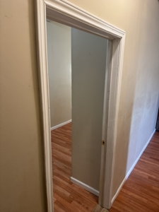 Solid 3-bedroom home in Harper — hard to find, easy to own. - image 25