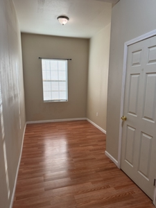 Solid 3-bedroom home in Harper — hard to find, easy to own. - image 28