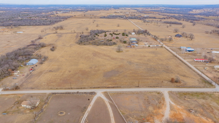 Amazing 5+ Acre-Unrestricted Land in Millsap Texas - image 4