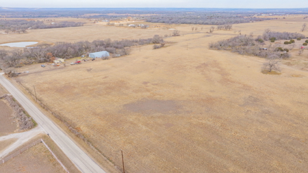 Amazing 5+ Acre-Unrestricted Land in Millsap Texas - image 12