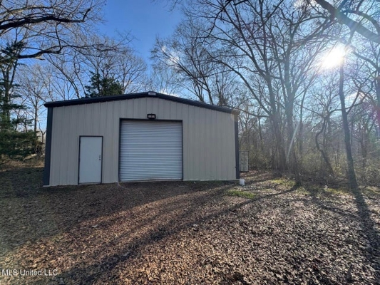 140 Acres with Farmhouse in Lorman, Mississippi