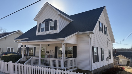1.5 Story Home In Central Bethany, MO - image 1