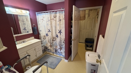 1.5 Story Home In Central Bethany, MO - image 16