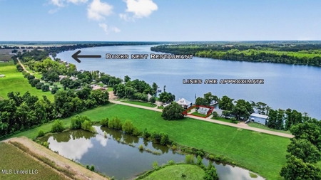 Lake St. John Waterfront Home - The Point - image 22