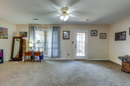 Country Home for Sale in Maury County, Tennessee - image 30