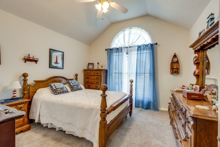 Country Home for Sale in Maury County, Tennessee - image 25