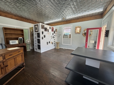 Prime Commercial Opportunity-413 Main Street, Leslie Arkansas - image 10